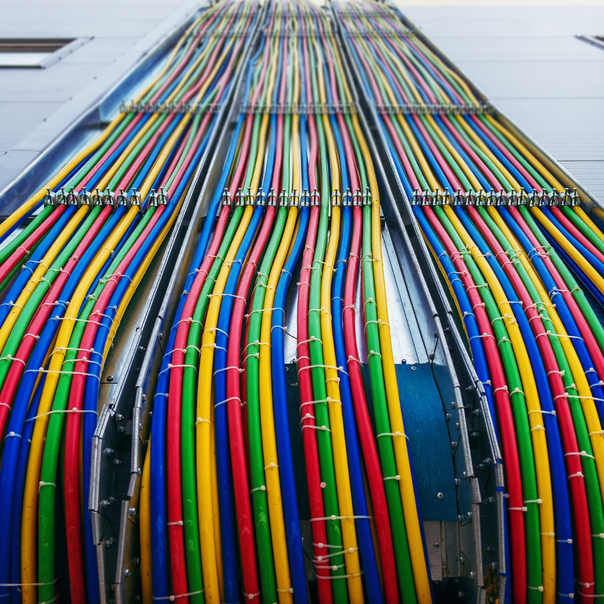 Industrial cable for multiple sectors